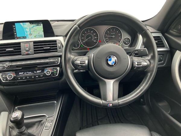 Used BMW 3 Series 2017 for sale - 76174246: Photo 9