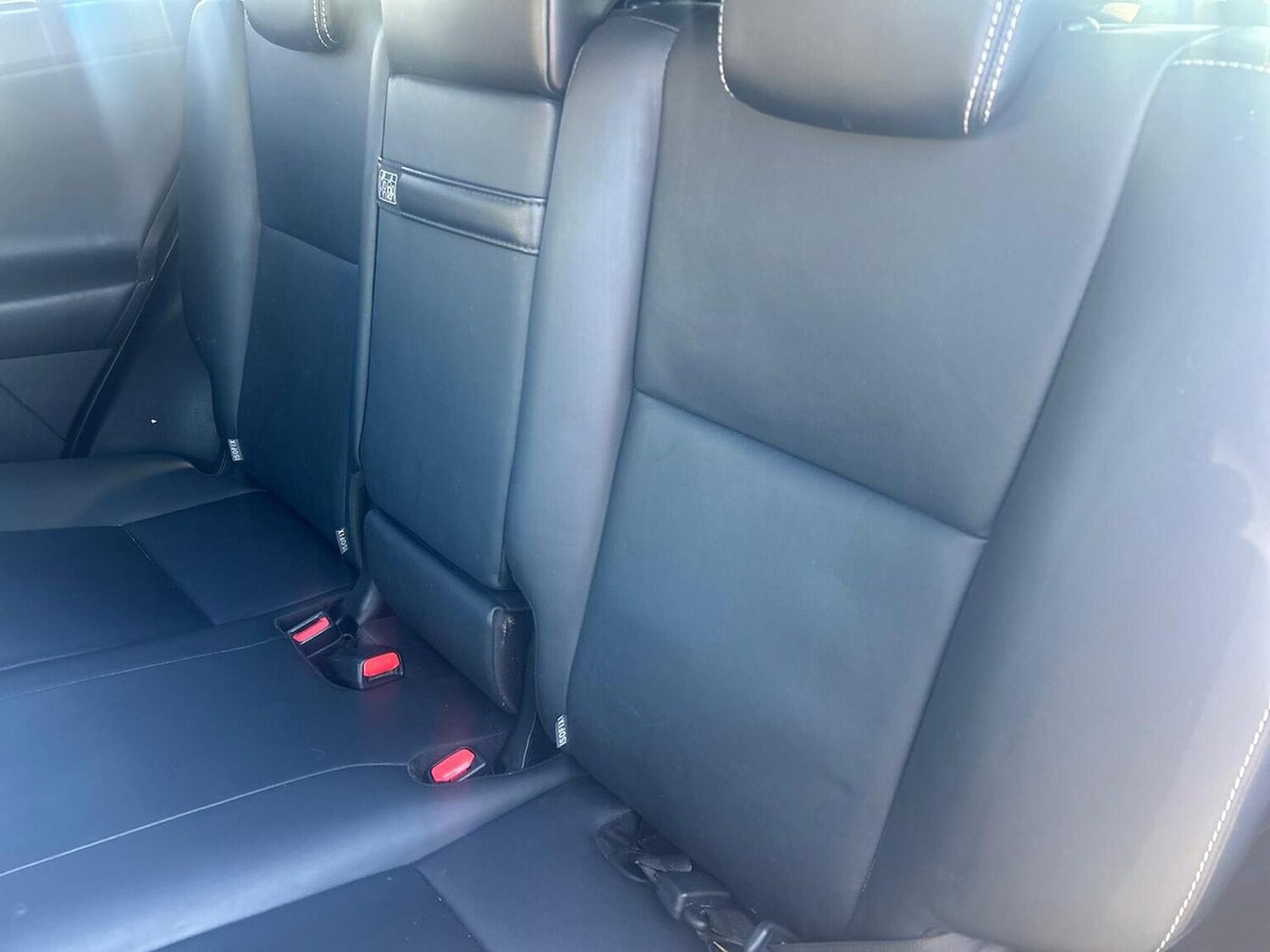 Used Toyota RAV4 2018 for sale - 76030336: Photo 16