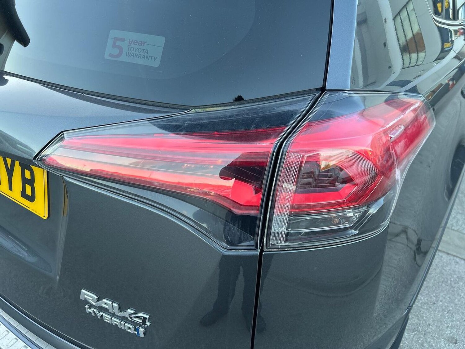 Used Toyota RAV4 2018 for sale - 76030336: Photo 36