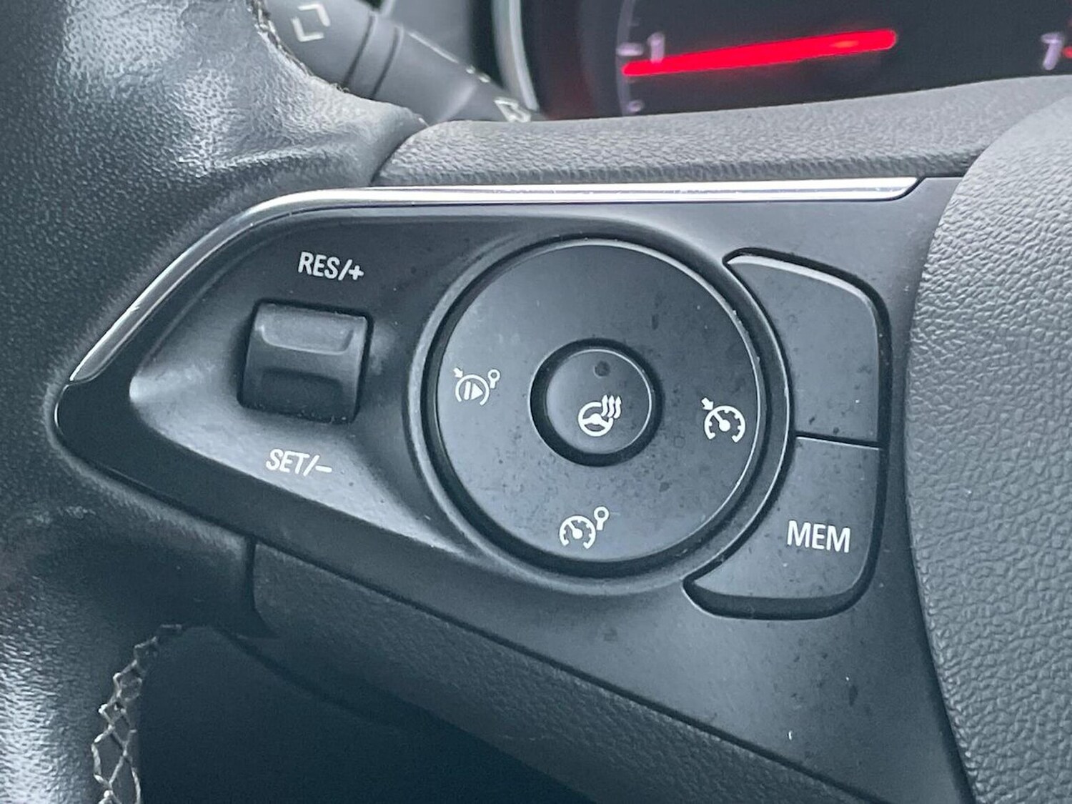 Used Vauxhall Crossland 2022 for sale - 76305423: Photo 26