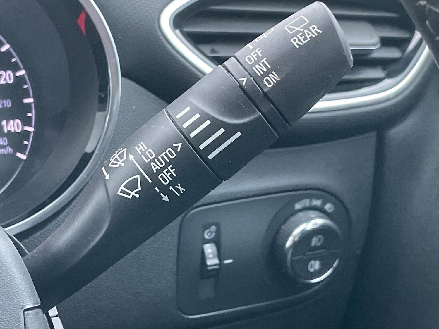 Used Vauxhall Crossland 2022 for sale - 76305423: Photo 27