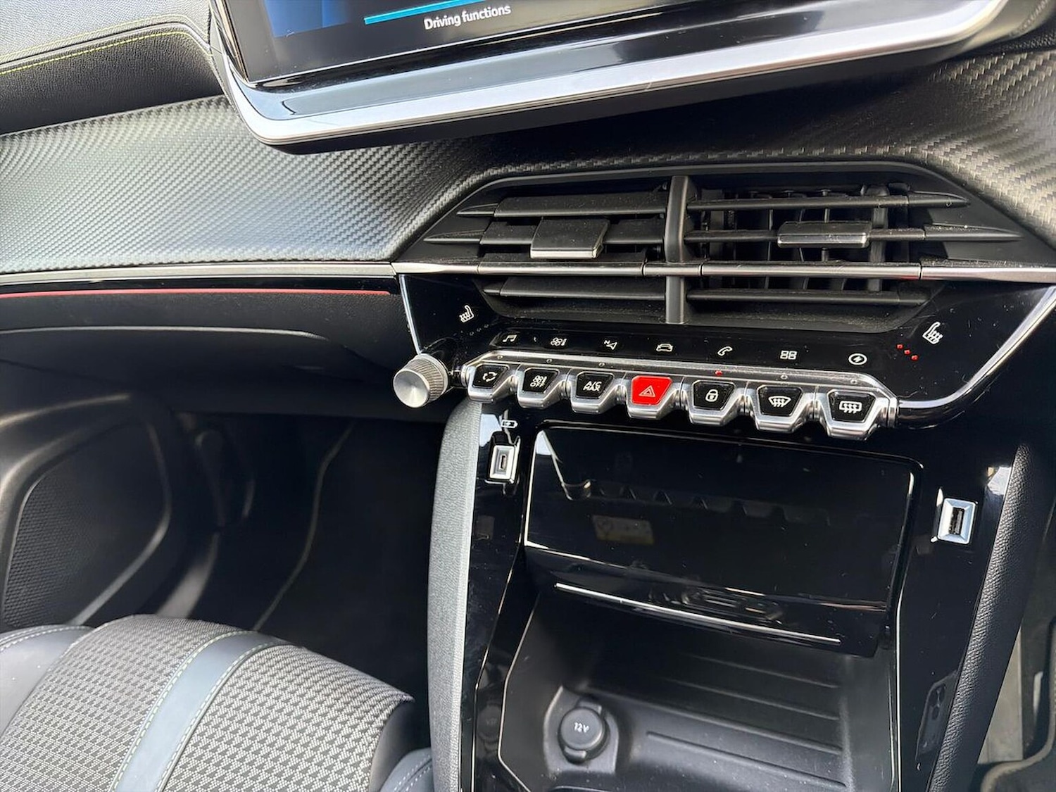 Used Peugeot 2008 2022 for sale - 76707512: Photo 12