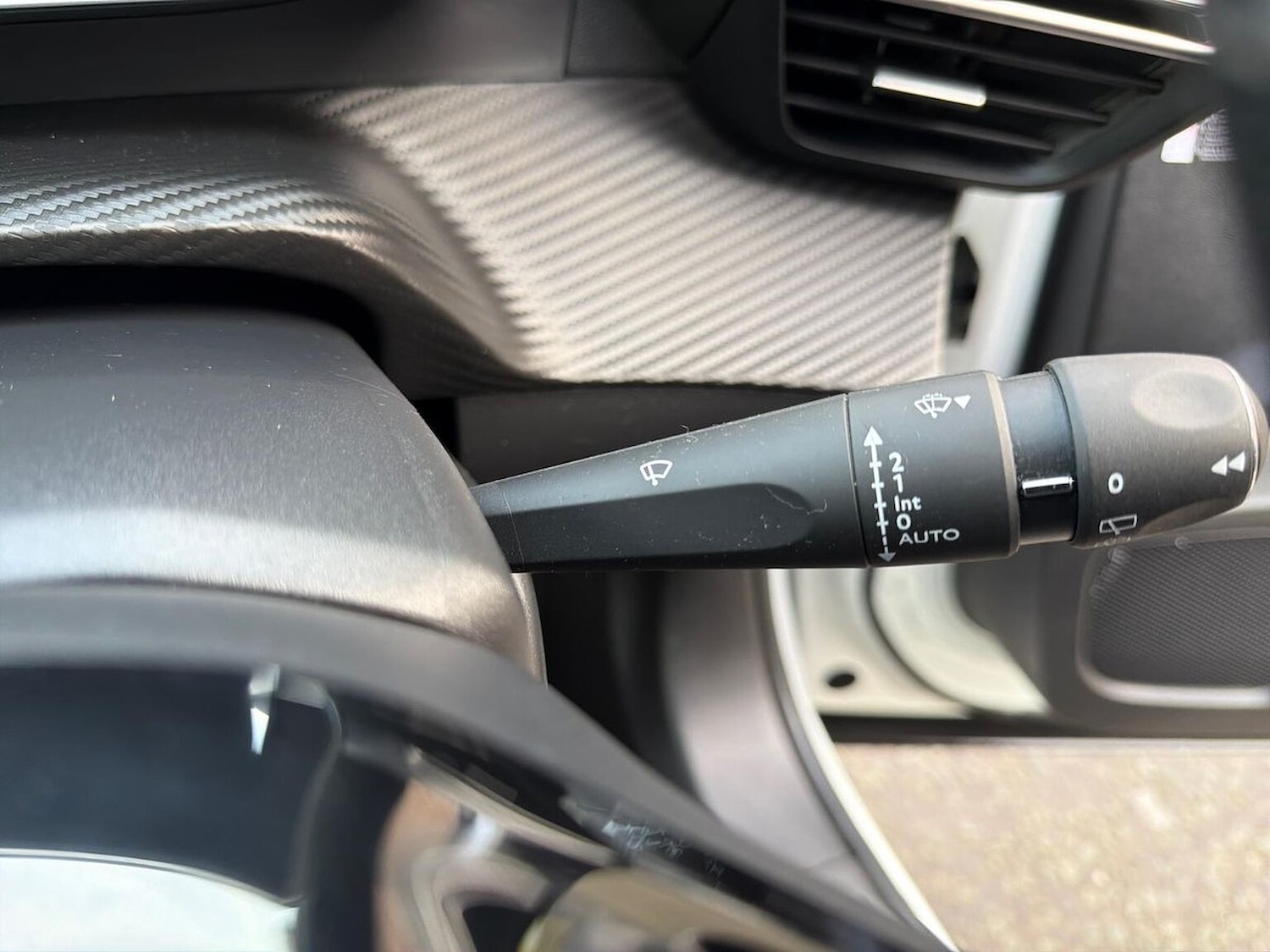 Used Peugeot 2008 2022 for sale - 76707512: Photo 29