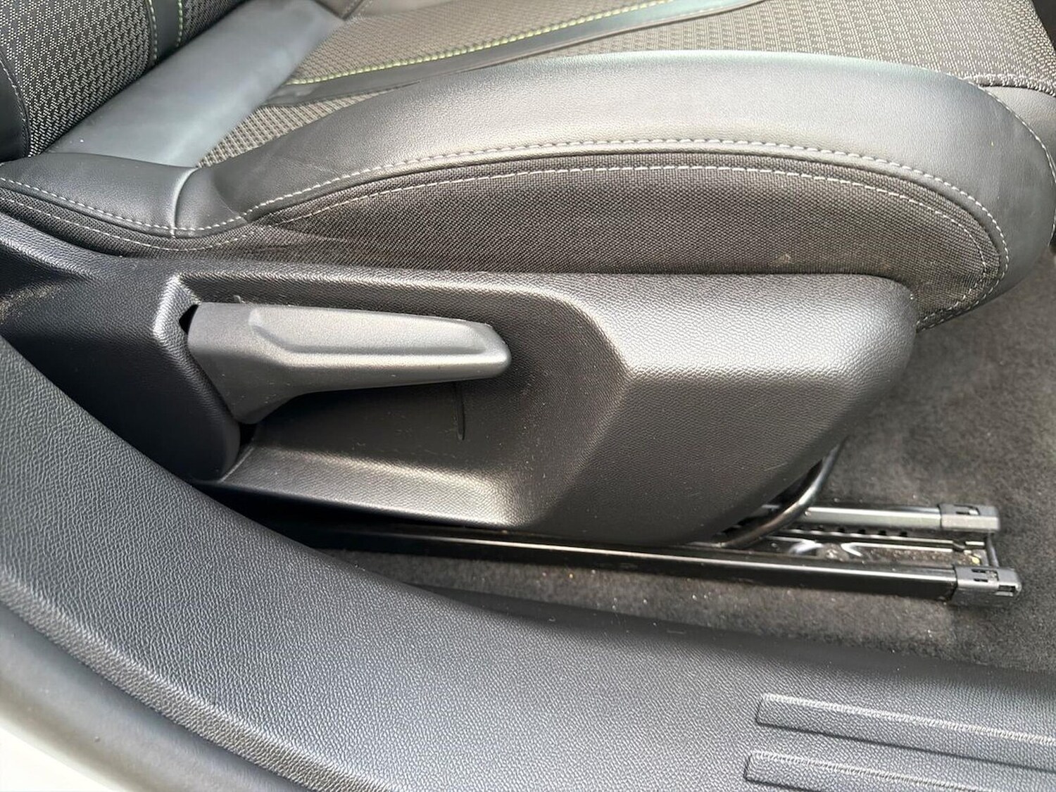 Used Peugeot 2008 2022 for sale - 76707512: Photo 30