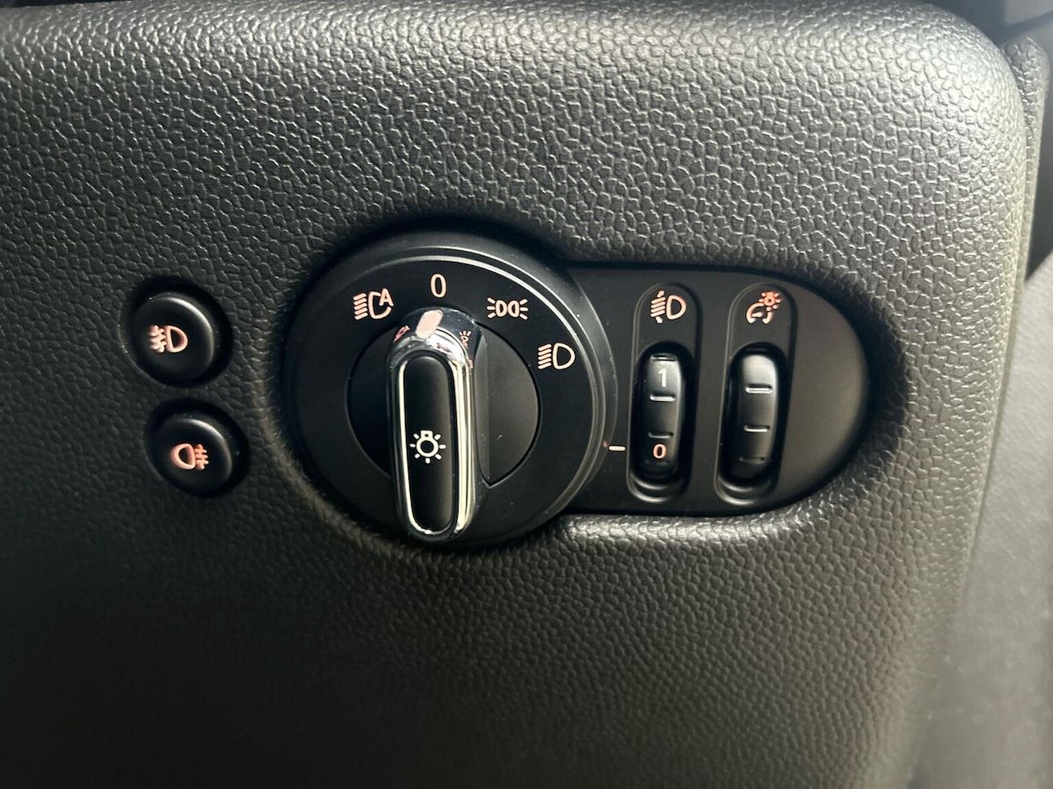 Used MINI Hatch 2017 for sale - 77065776: Photo 23