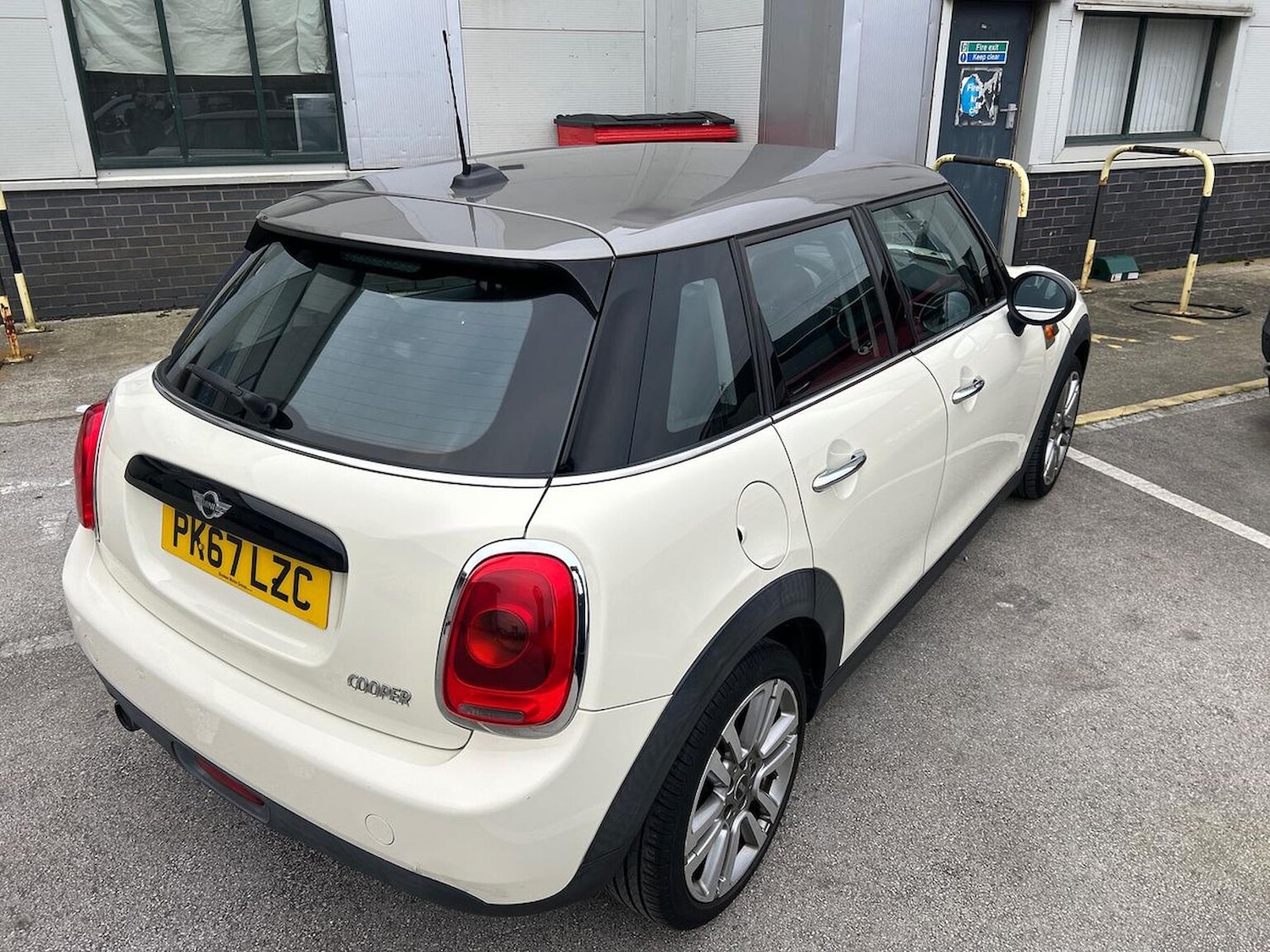 Used MINI Hatch 2017 for sale - 77065776: Photo 41