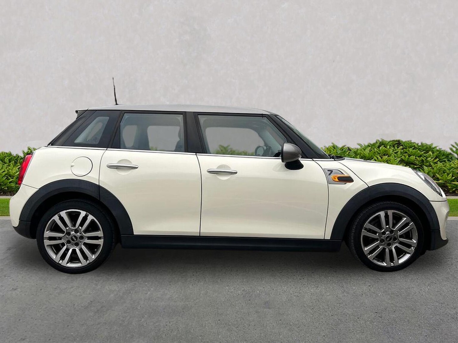 Used MINI Hatch 2017 for sale - 77065776: Photo 5