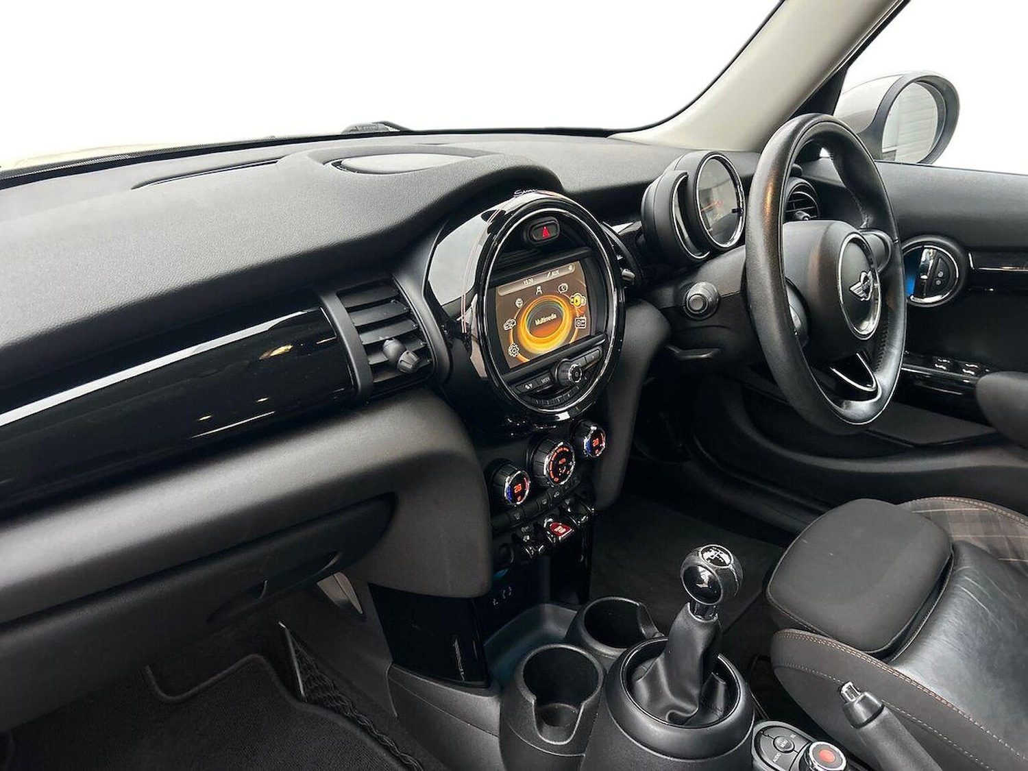 Used MINI Hatch 2017 for sale - 77065776: Photo 9