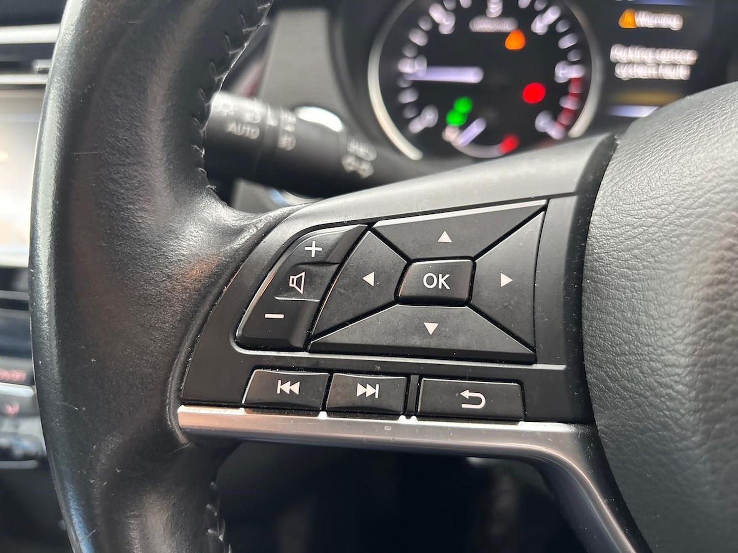 Used Nissan Qashqai 2017 for sale - 78135079: Photo 29