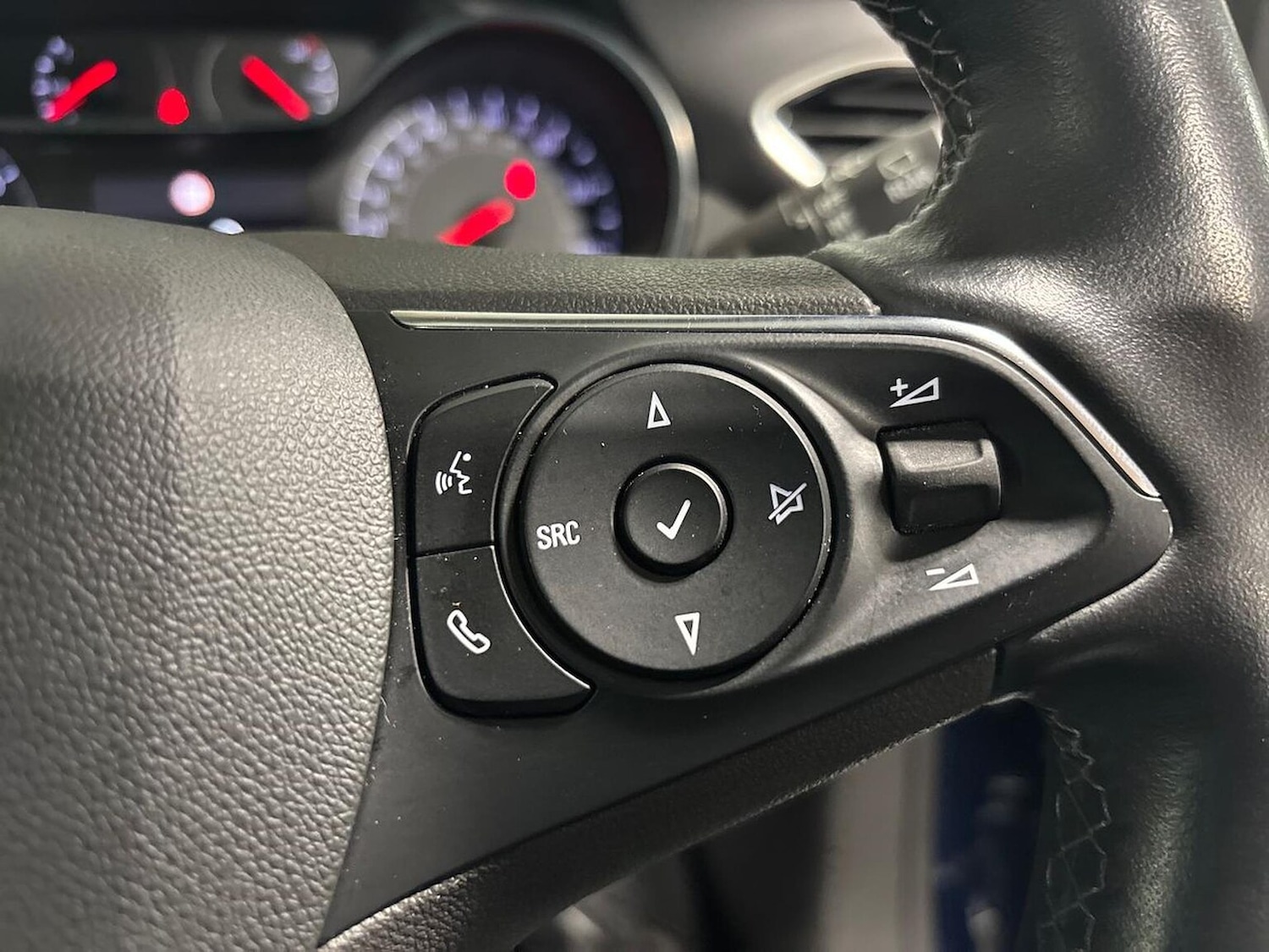 Used Vauxhall Crossland 2022 for sale - 77089979: Photo 27