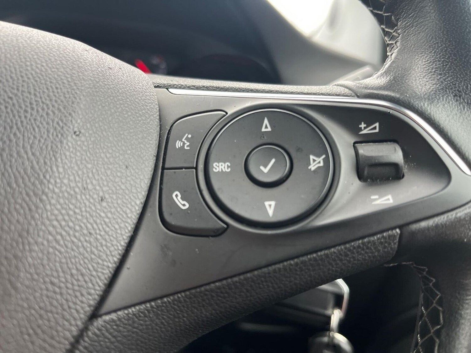 Used Vauxhall Crossland 2022 for sale - 76382662: Photo 25