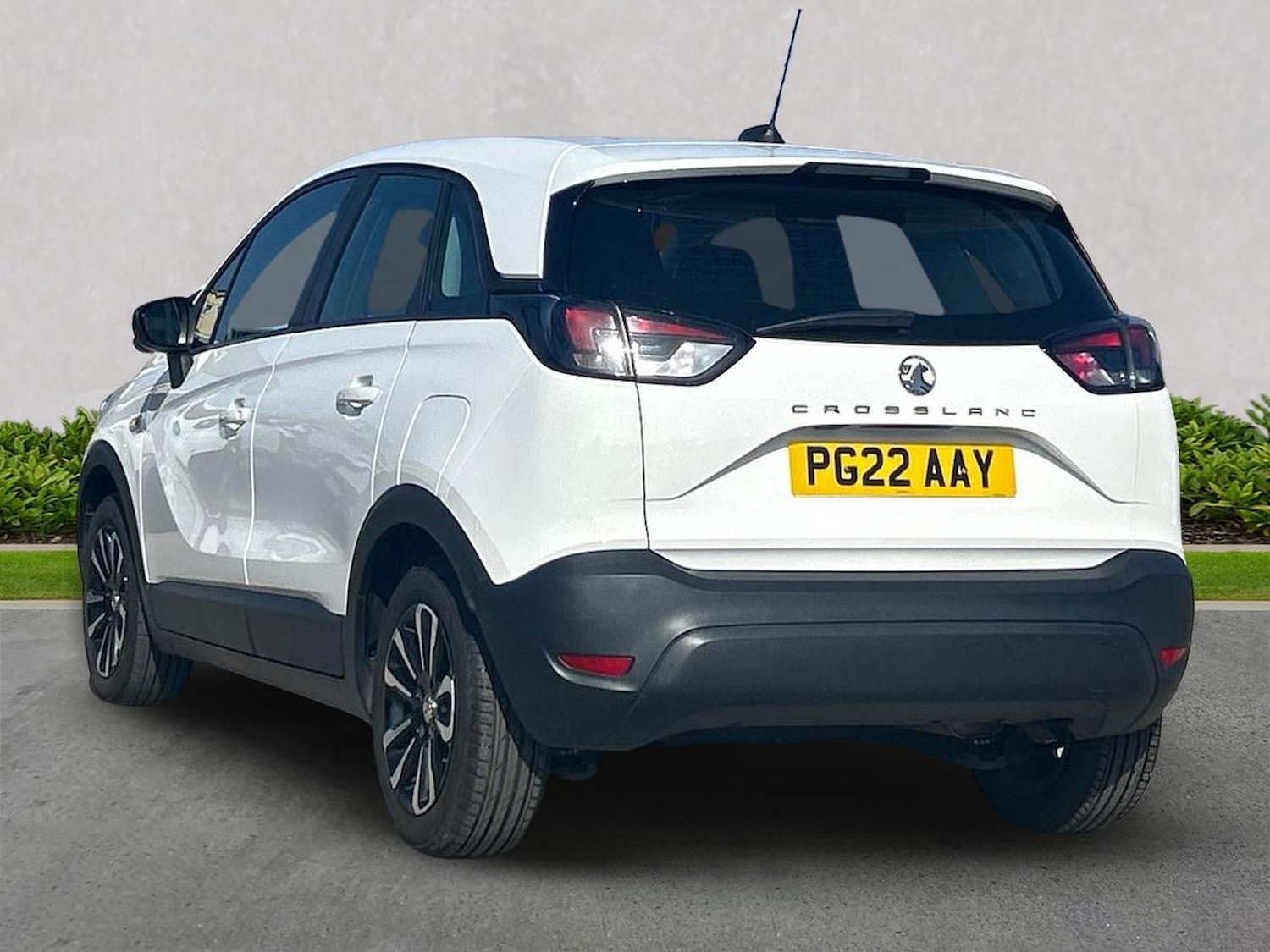 Used Vauxhall Crossland 2022 for sale - 78196492: Photo 2