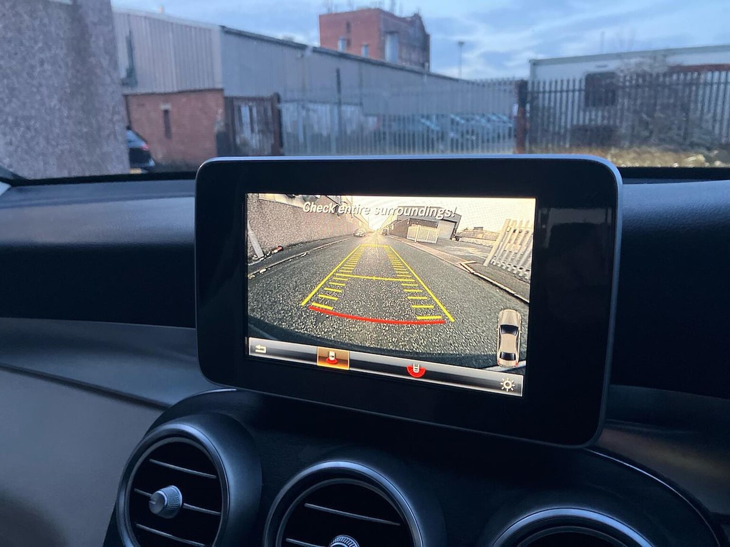 Used Mercedes-Benz GLC 2017 for sale - 77676327: Photo 23