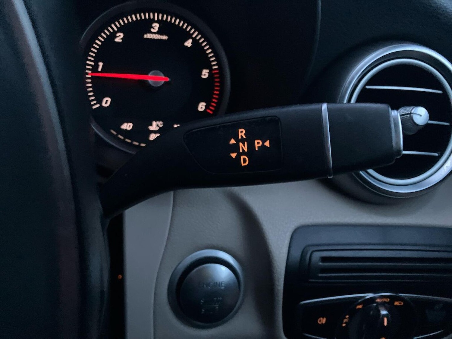 Used Mercedes-Benz GLC 2017 for sale - 77676327: Photo 29