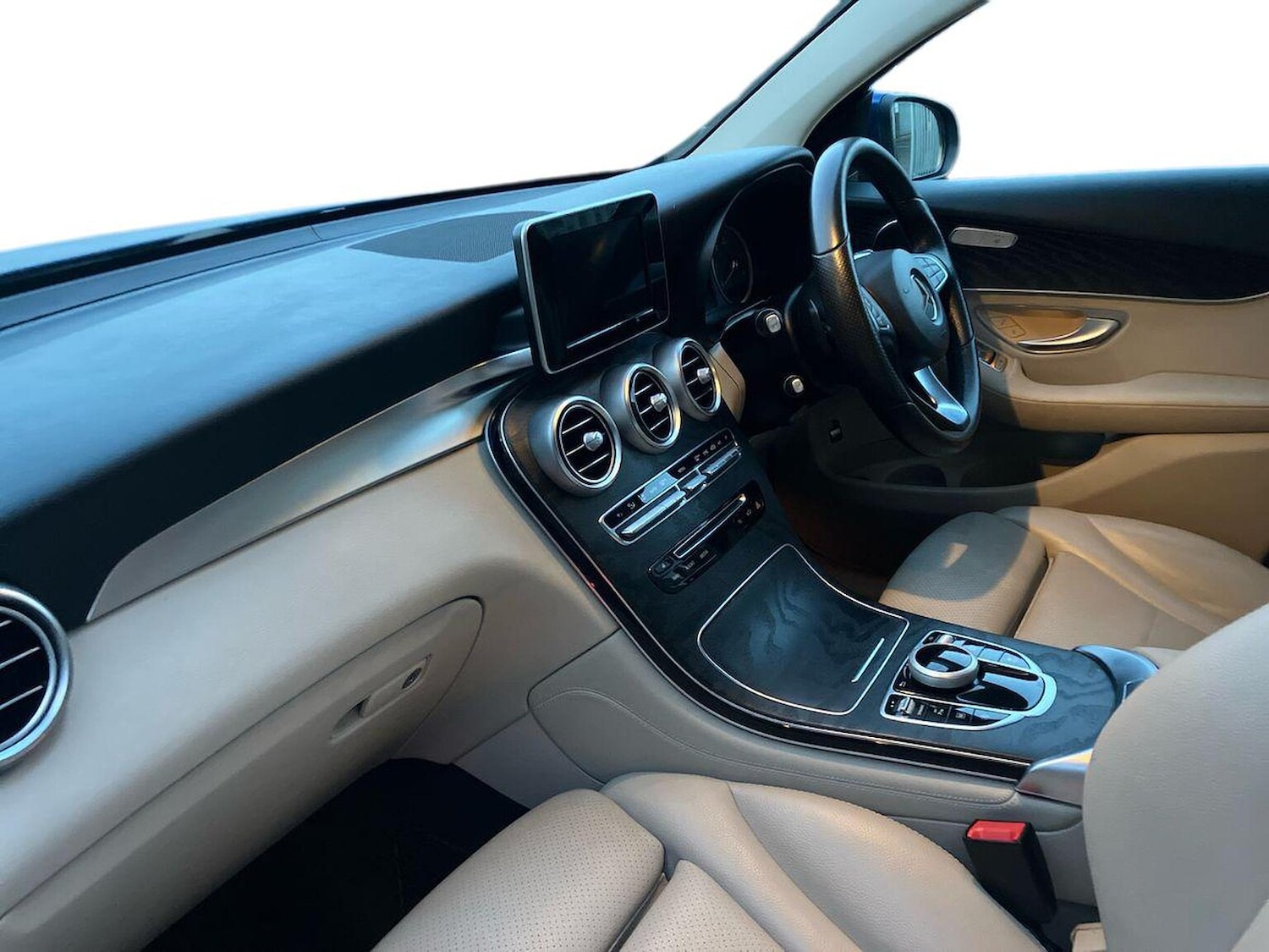 Used Mercedes-Benz GLC 2017 for sale - 77676327: Photo 7