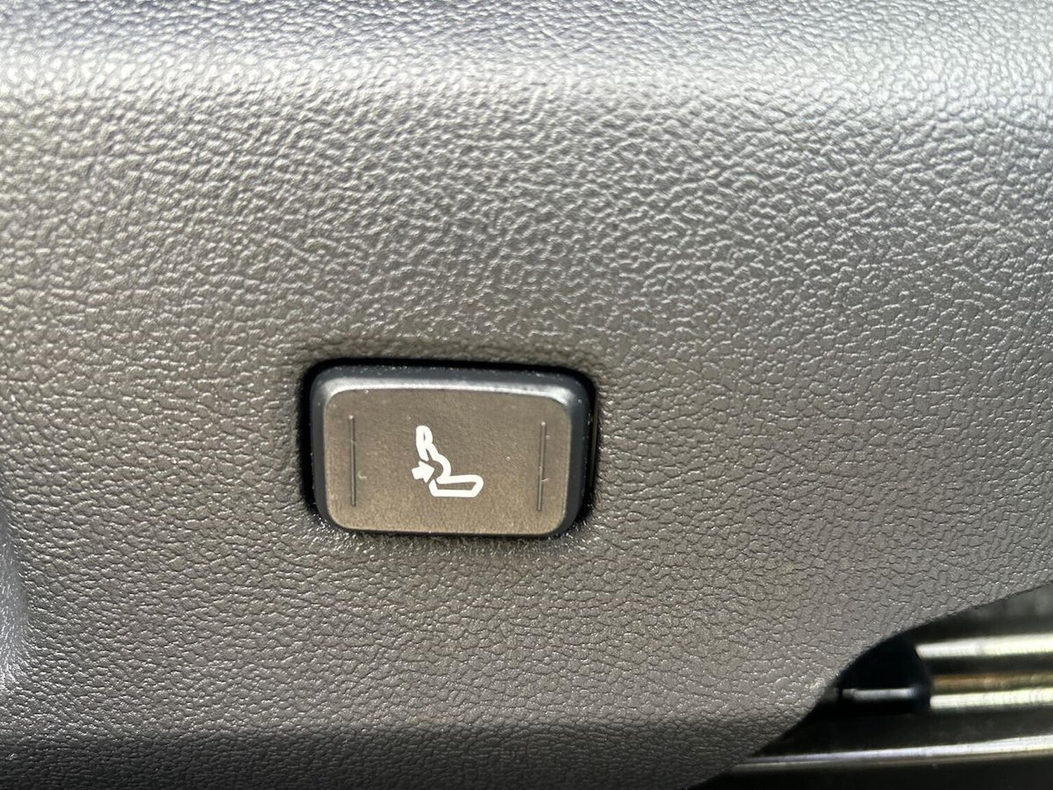 Used Toyota Corolla 2020 for sale - 76353606: Photo 30