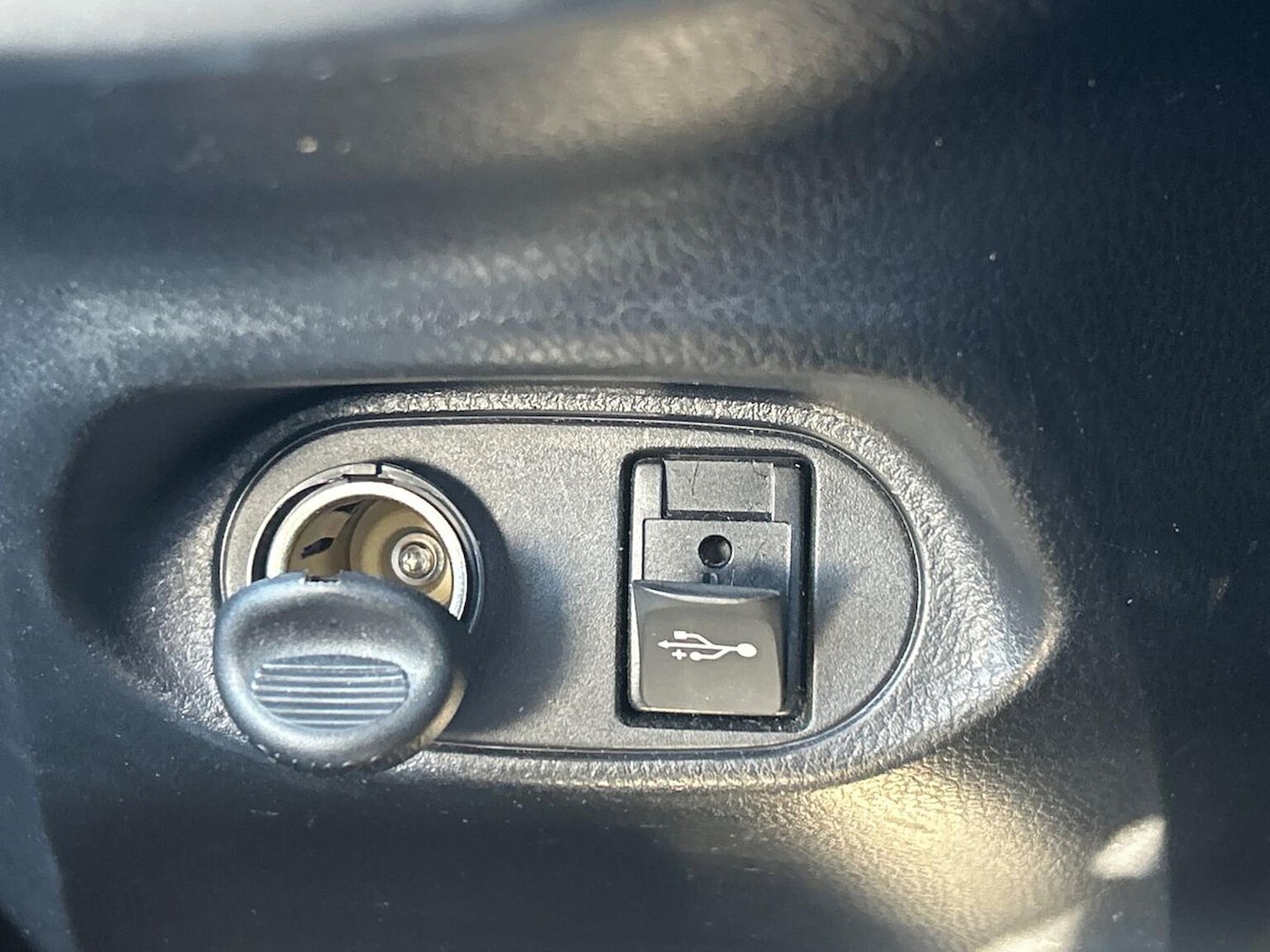 Used Toyota Yaris 2020 for sale - 76374339: Photo 25