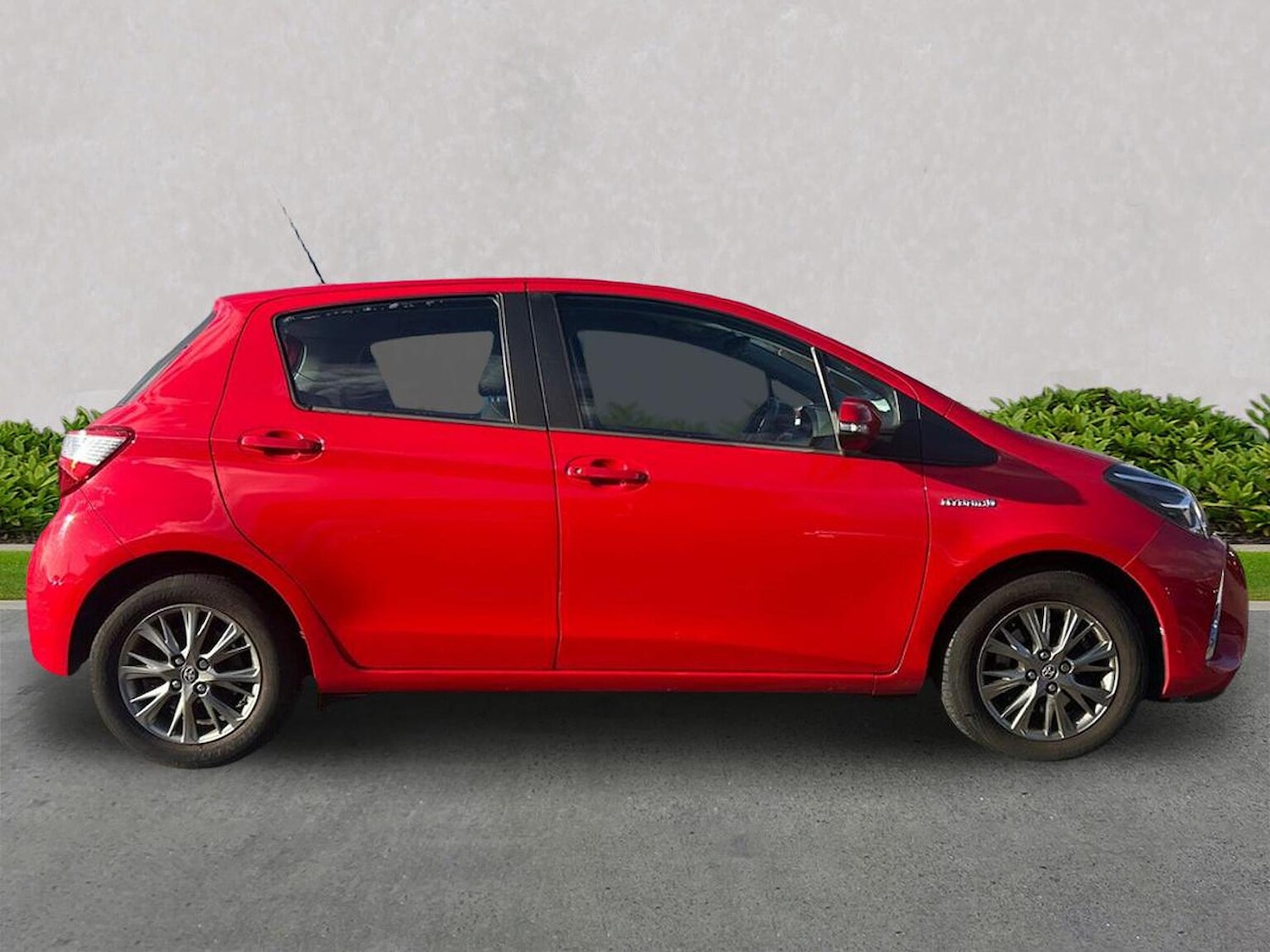 Used Toyota Yaris 2020 for sale - 76374339: Photo 3