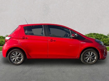 Used Toyota Yaris 2020 for sale - 76374339: Photo