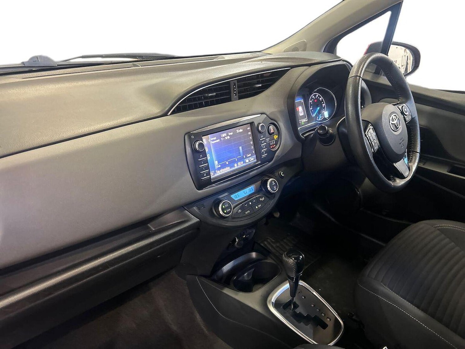 Used Toyota Yaris 2020 for sale - 76374339: Photo 7