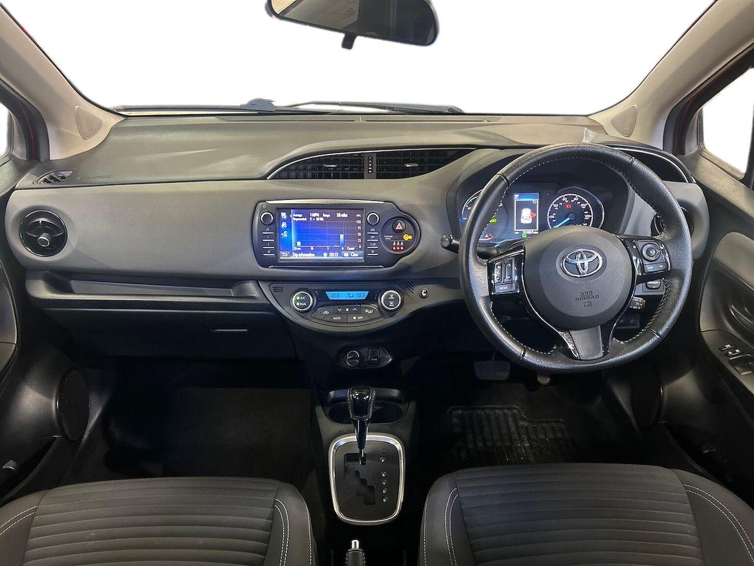 Used Toyota Yaris 2020 for sale - 76374339: Photo 8