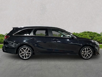 Used Kia Ceed 2023 for sale - 76951181: Photo