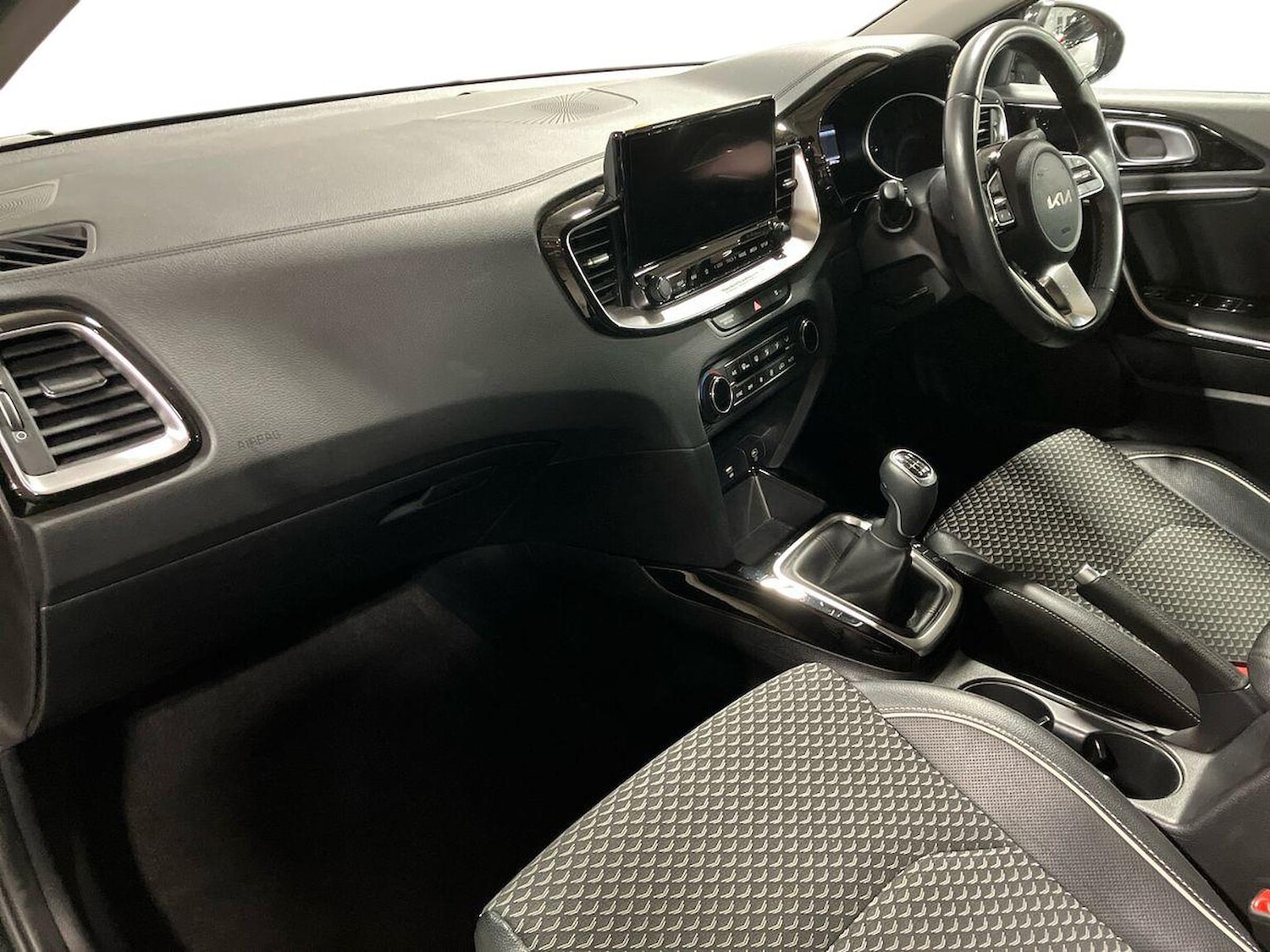 Used Kia Ceed 2023 for sale - 76951181: Photo 7