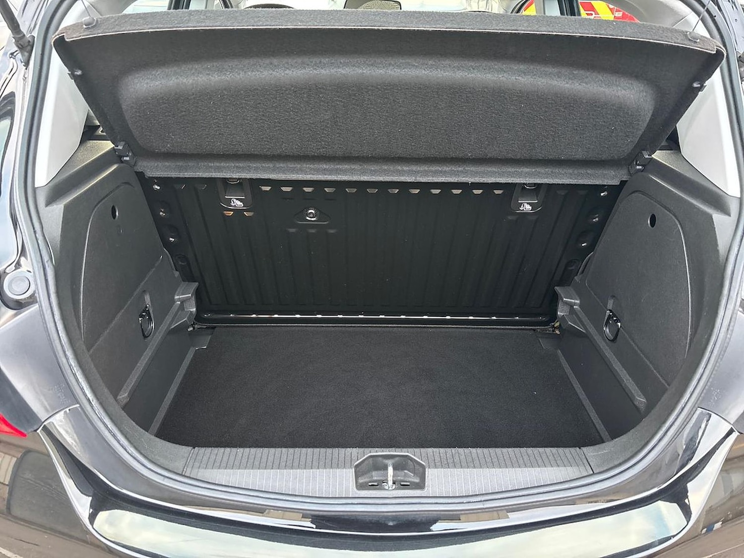 Used Vauxhall Corsa 2018 for sale - 76391760: Photo 17