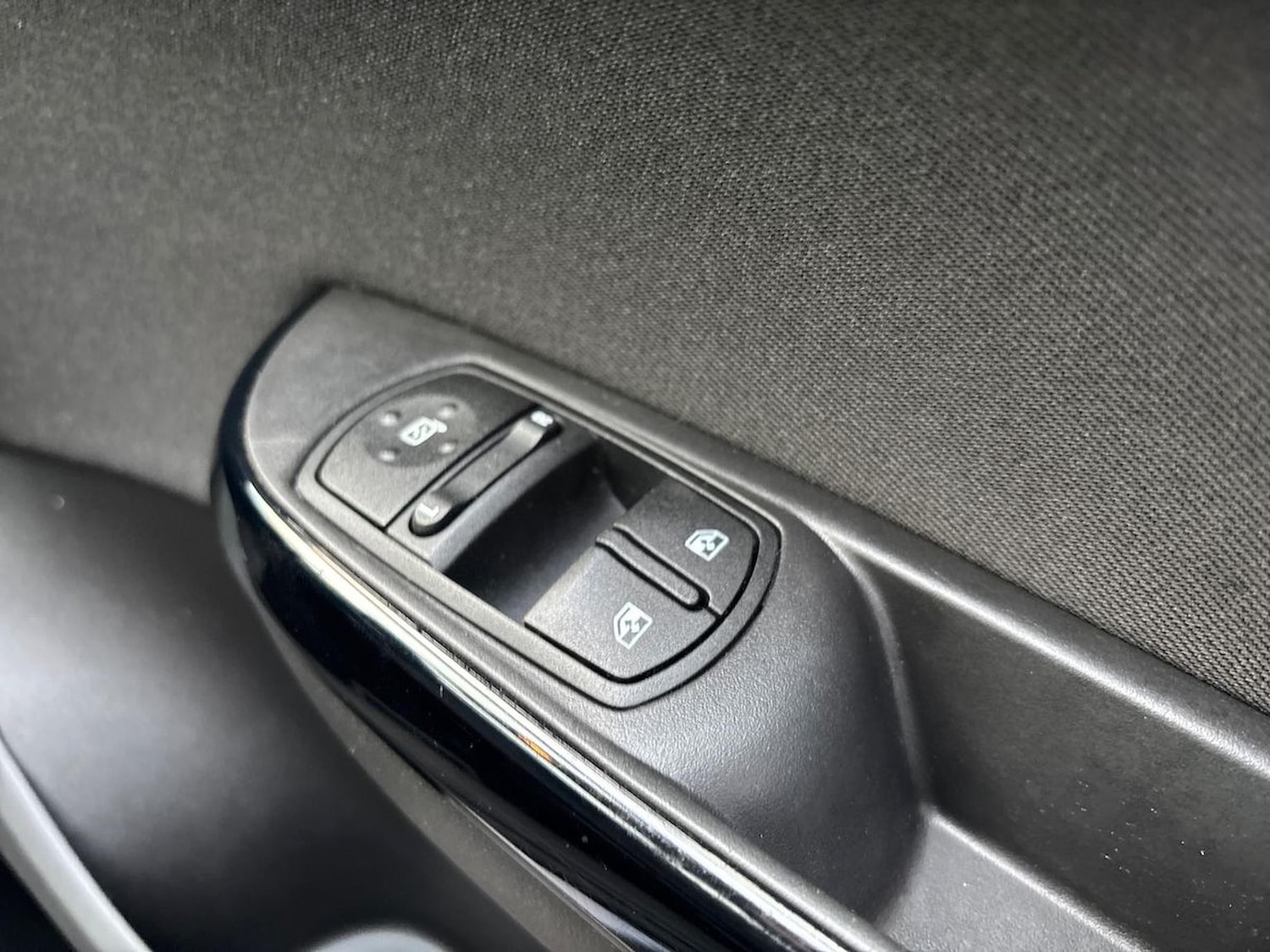 Used Vauxhall Corsa 2018 for sale - 76391760: Photo 21