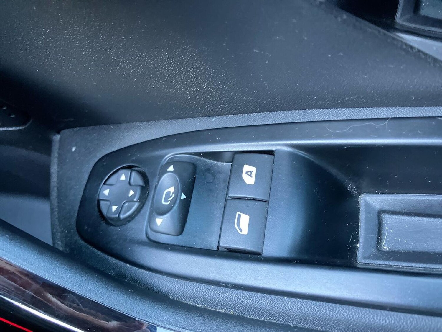 Used Peugeot 208 2016 for sale - 76778250: Photo 21