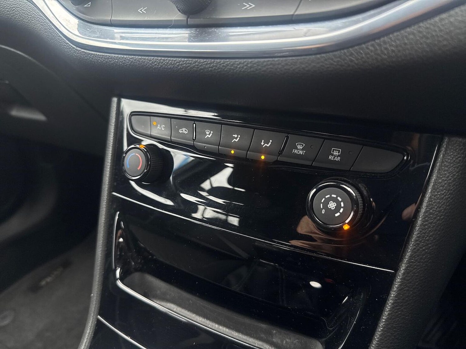 Used Vauxhall Astra 2016 for sale - 76555424: Photo 12