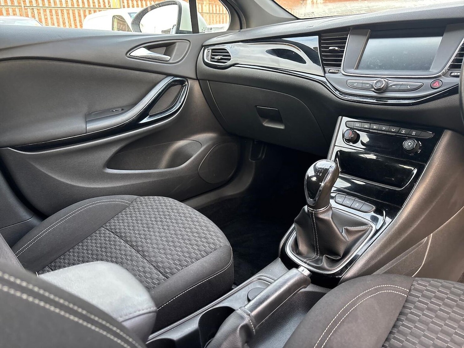 Used Vauxhall Astra 2017 for sale - 76655913: Photo 13