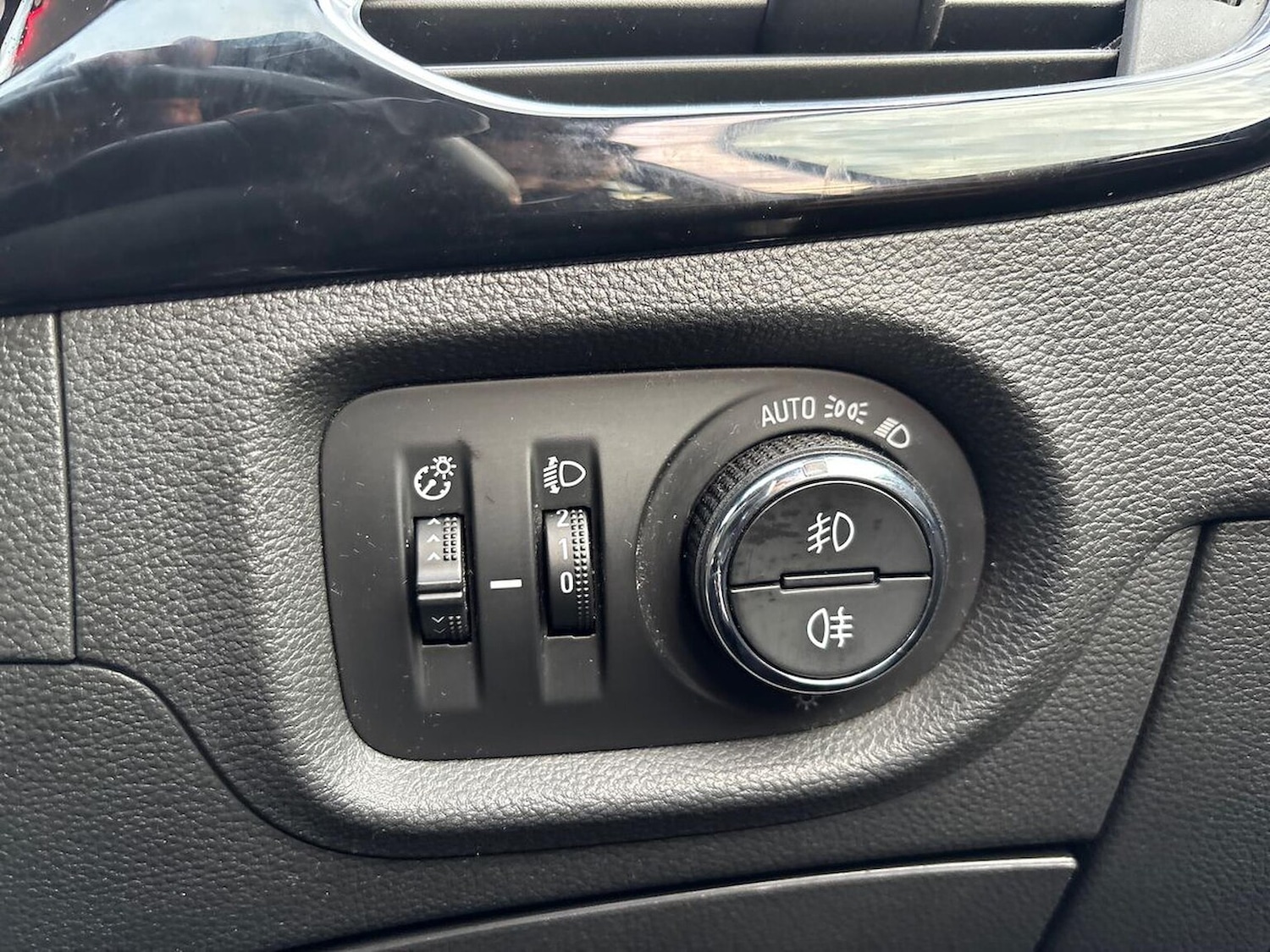 Used Vauxhall Astra 2017 for sale - 76655913: Photo 22