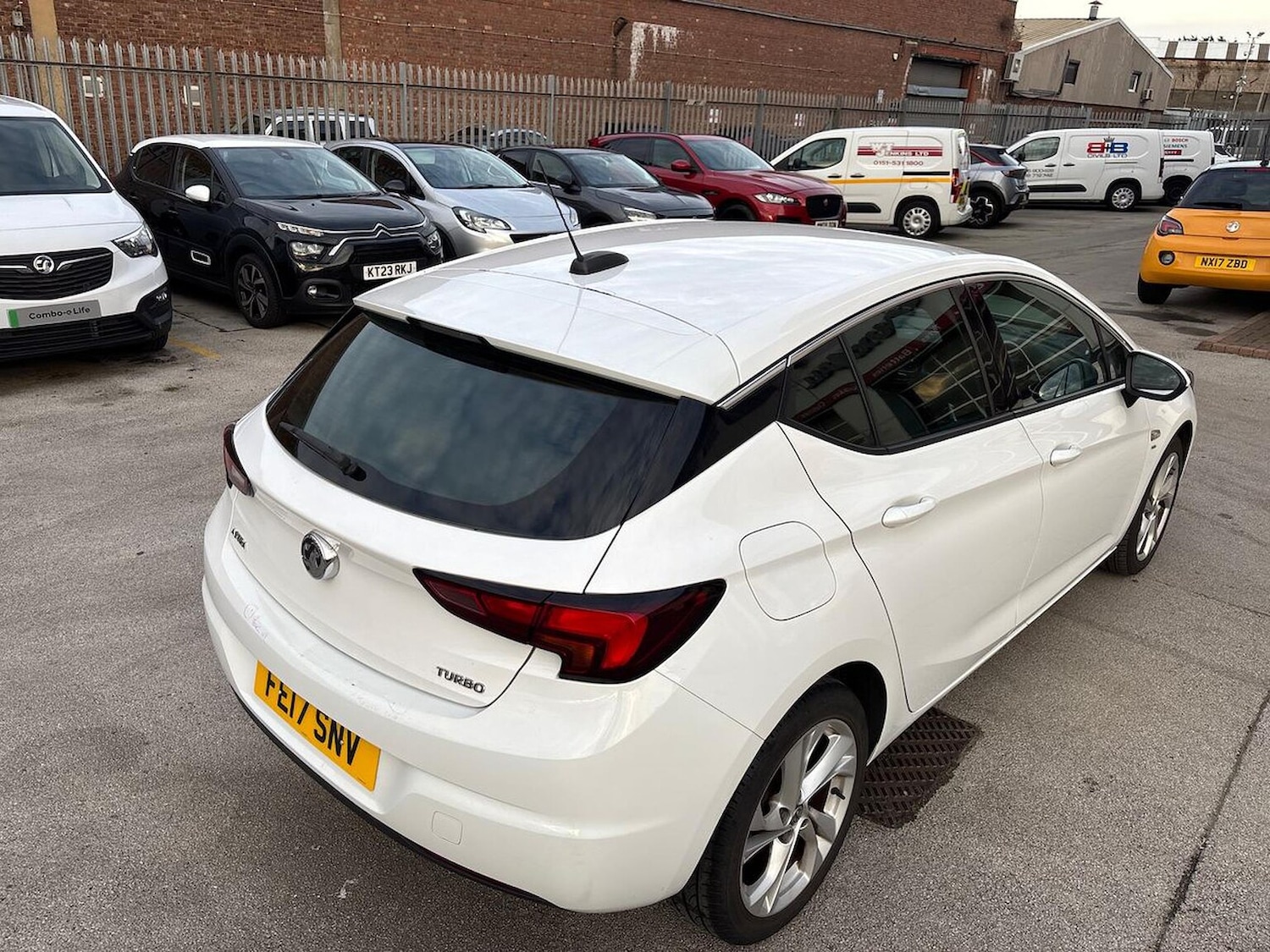 Used Vauxhall Astra 2017 for sale - 76655913: Photo 34