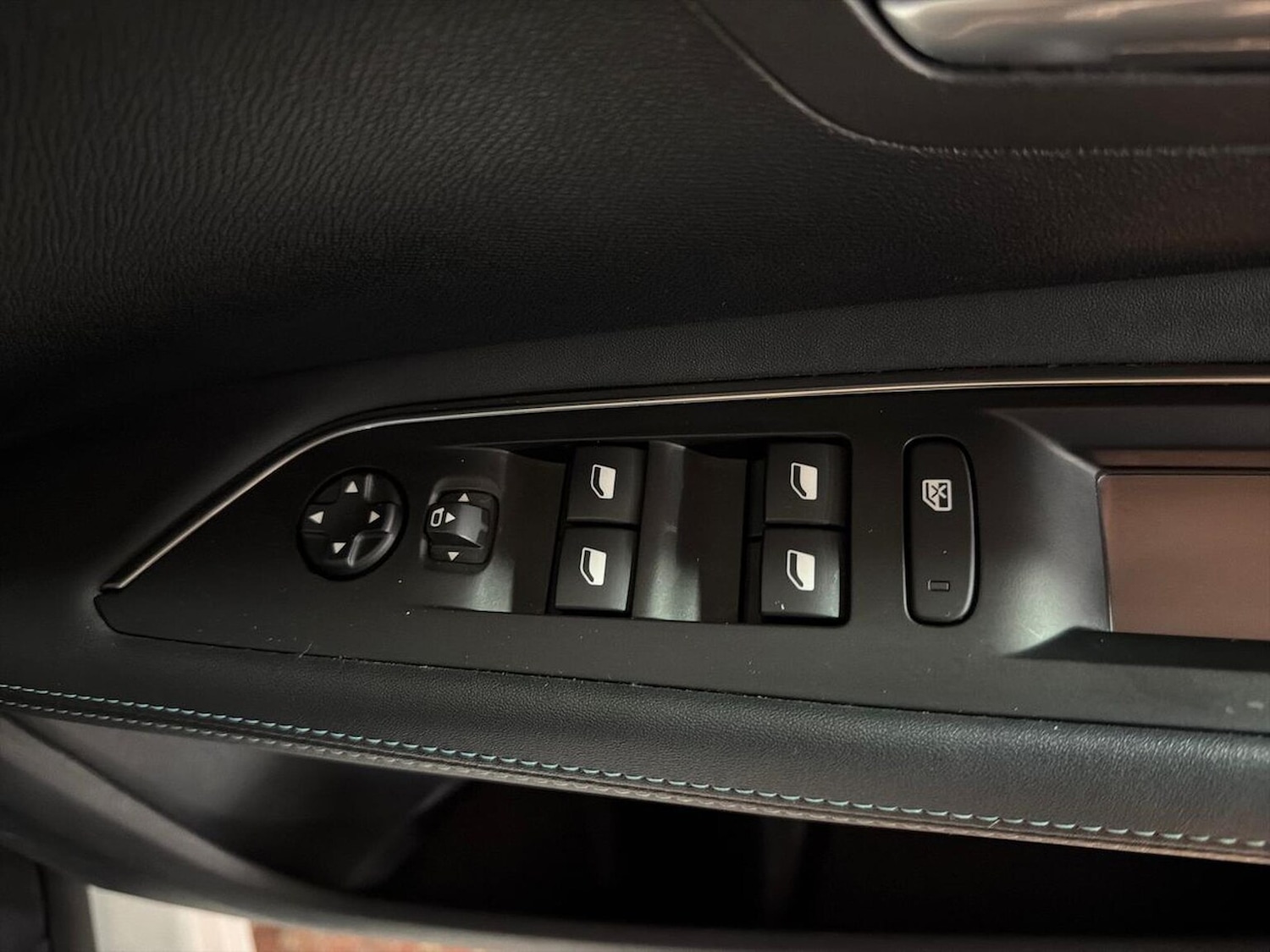 Used Peugeot 3008 2022 for sale - 76986977: Photo 21