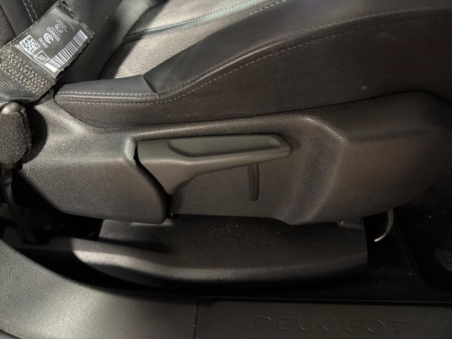 Used Peugeot 3008 2022 for sale - 76986977: Photo 29