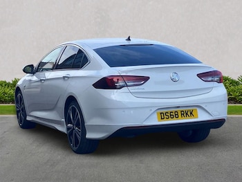 Used Vauxhall Insignia 2019 for sale - 78300583: Photo