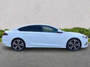 Used Vauxhall Insignia 2019 for sale - 78300583: Photo