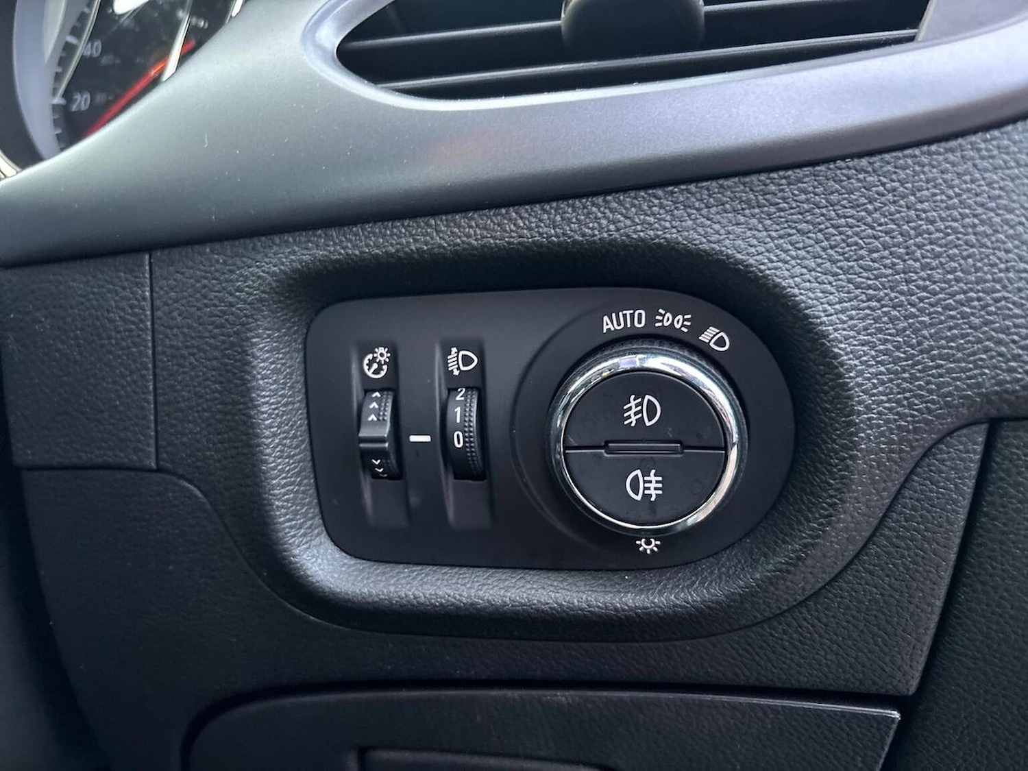 Used Vauxhall Astra 2019 for sale - 76412491: Photo 22