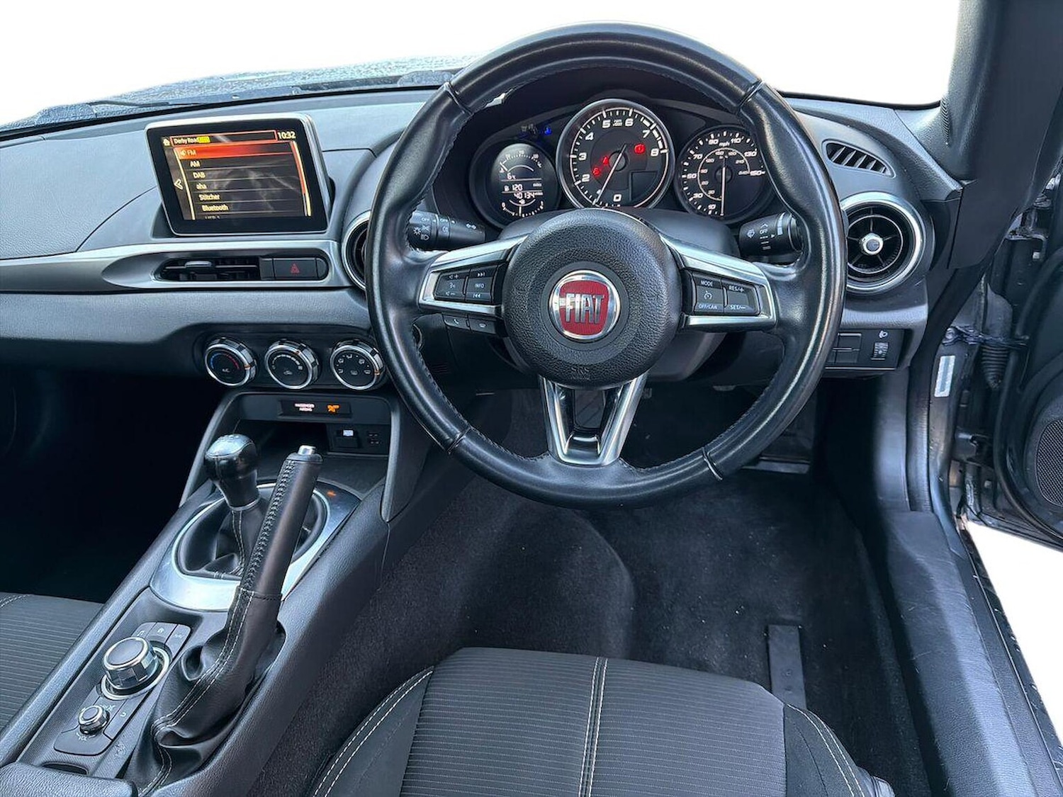 Used Fiat 124 Spider 2017 for sale - 76932276: Photo 9