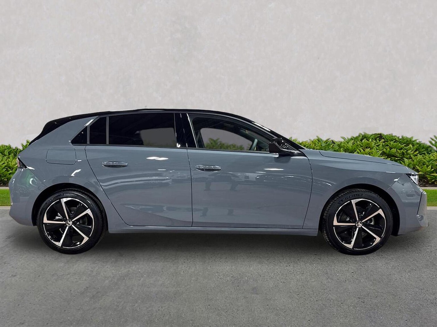 Used Vauxhall Astra 2025 for sale - 76807467: Photo 3