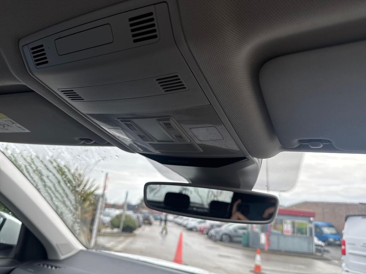 Used Volkswagen T-Roc 2020 for sale - 76554213: Photo 14