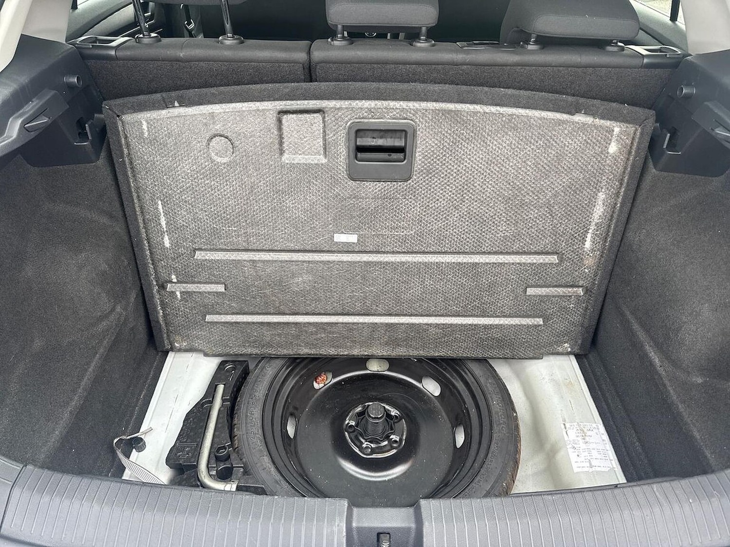 Used Volkswagen T-Roc 2020 for sale - 76554213: Photo 32