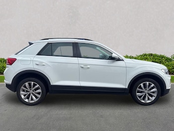 Used Volkswagen T-Roc 2020 for sale - 76554213: Photo