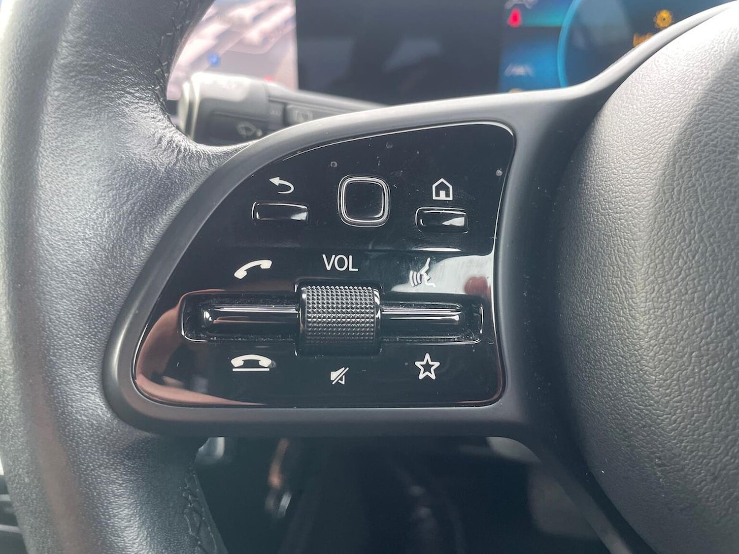 Used Mercedes-Benz A-Class 2019 for sale - 76687305: Photo 24