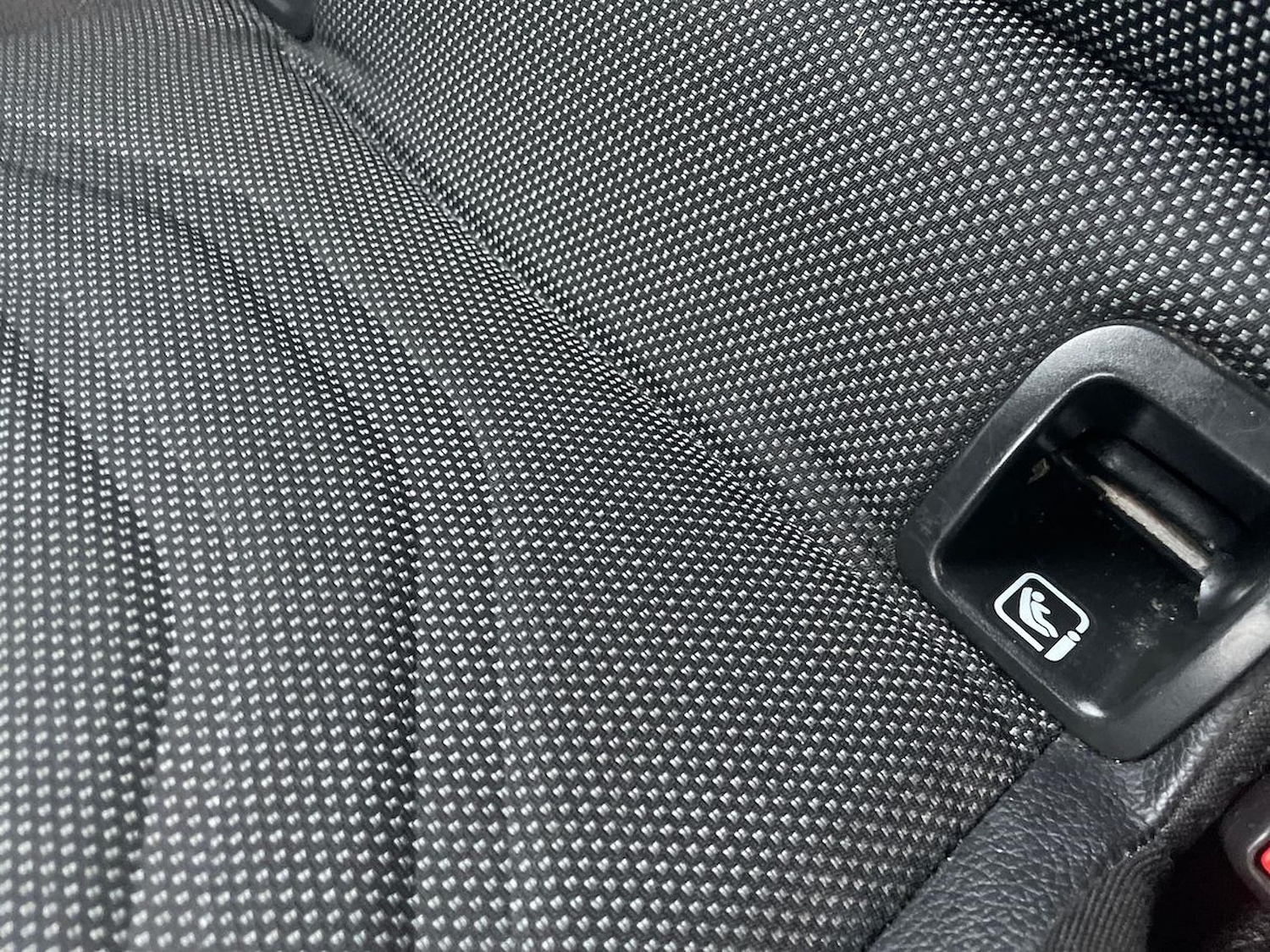 Used Mercedes-Benz A-Class 2019 for sale - 76687305: Photo 40