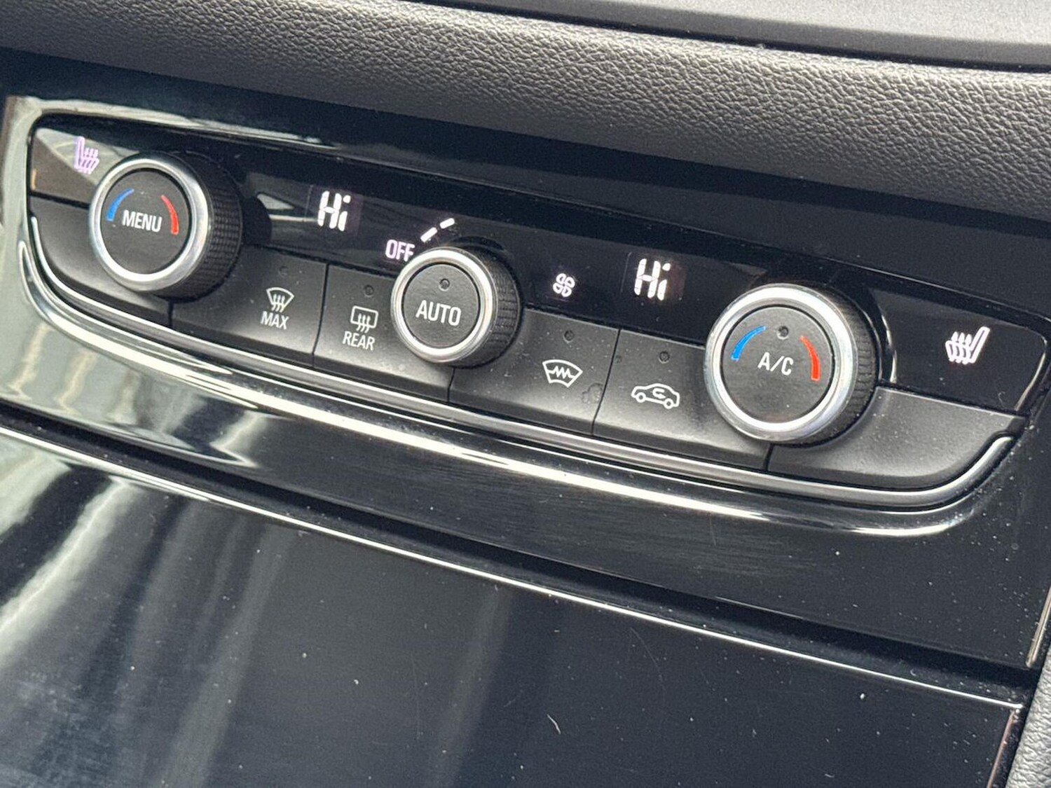 Used Vauxhall Grandland 2023 for sale - 78196417: Photo 14