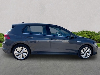 Used Volkswagen Golf 2020 for sale - 78446011: Photo
