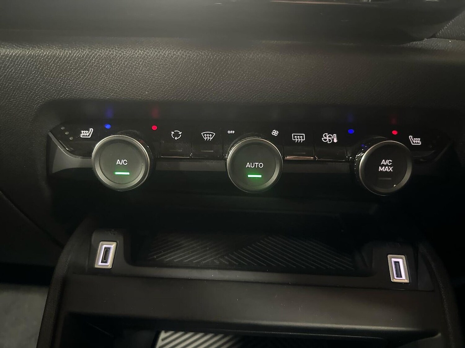 Used Citroen C4 2023 for sale - 76358005: Photo 12