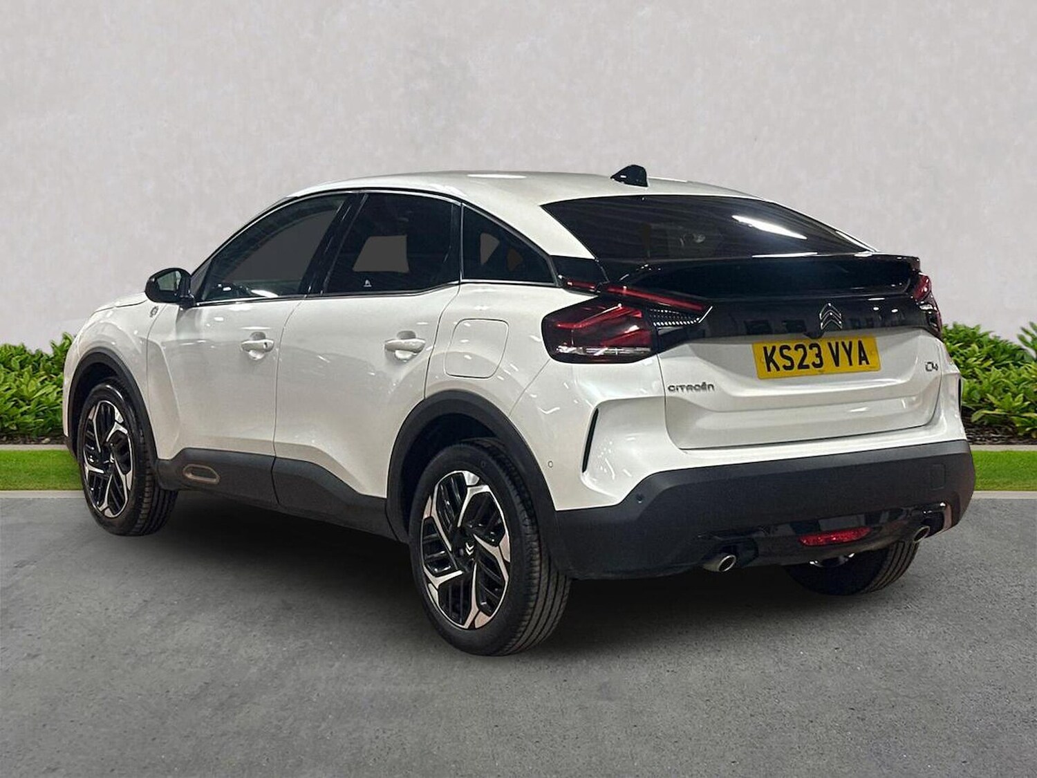 Used Citroen C4 2023 for sale - 76358005: Photo 2